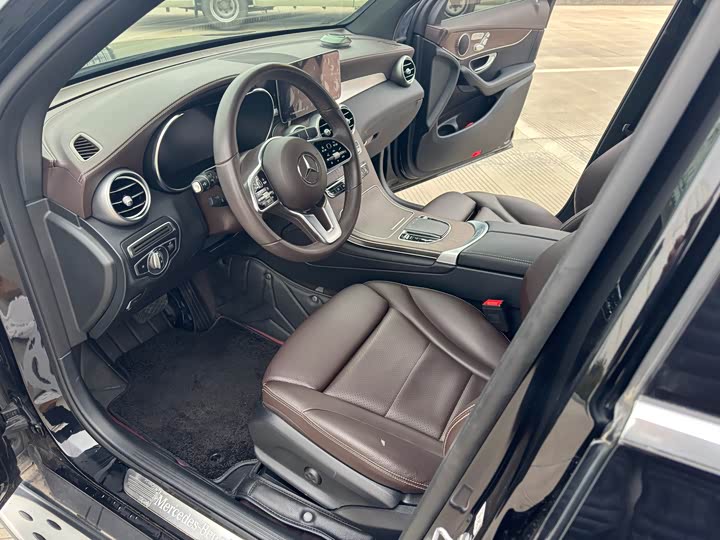 Фото 4 - Mercedes-Benz GLC-Class