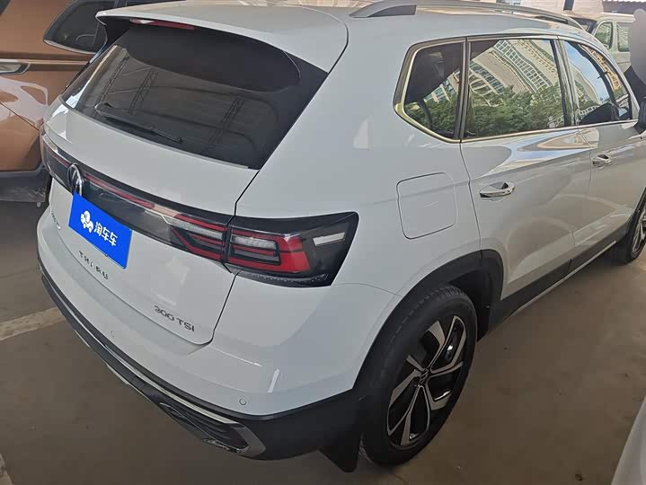 Фото 3 - Volkswagen Tharu