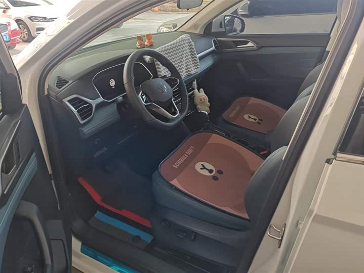 Фото 9 - Volkswagen Tharu