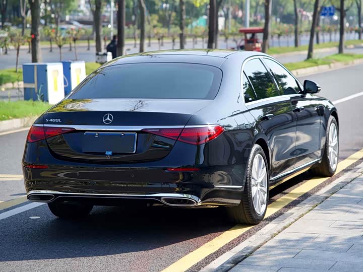 Фото 5 - Mercedes-Benz S-Class