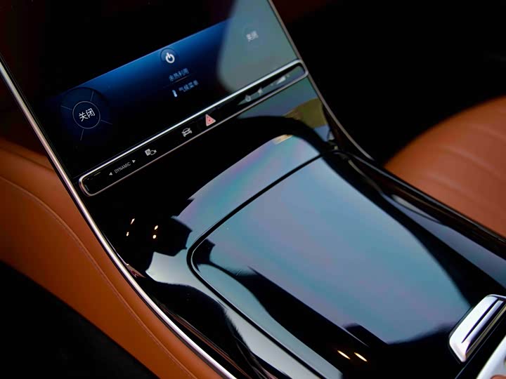 Фото 9 - Mercedes-Benz S-Class