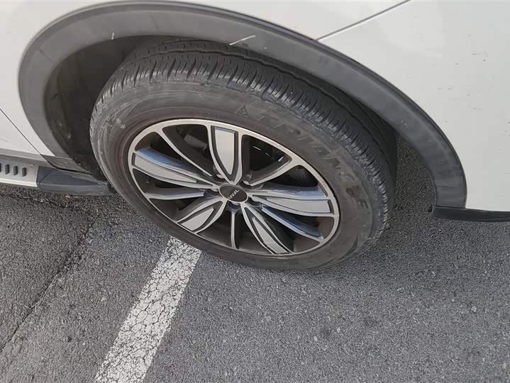 Фото 6 - Haval H6