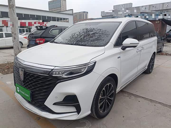 Фото 1 - Roewe iMax 8