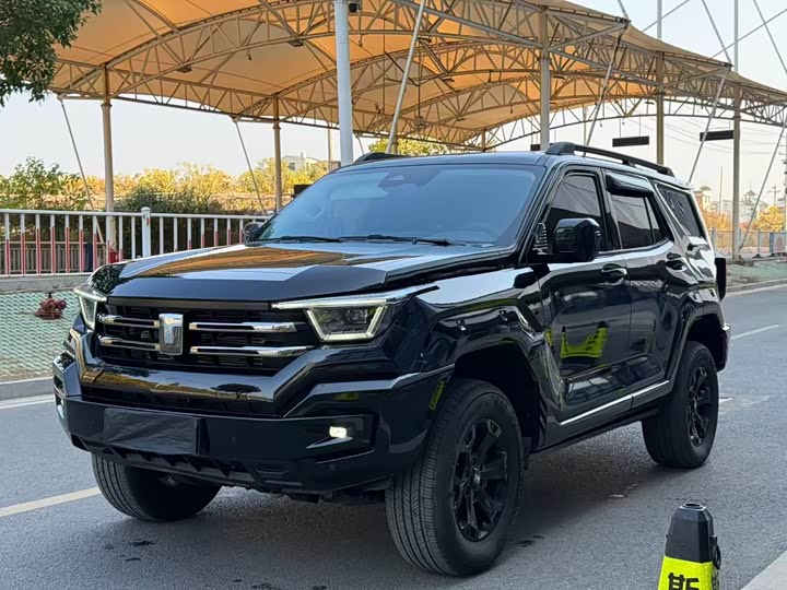 Фото 1 - Tank 400 Hybrid