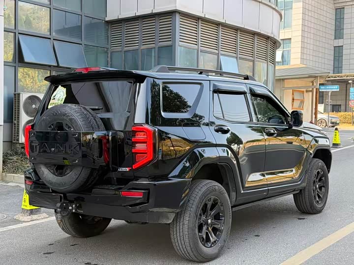 Фото 4 - Tank 400 Hybrid