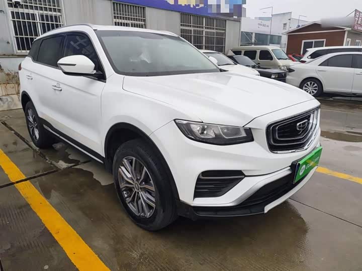 Фото 4 - Geely Atlas