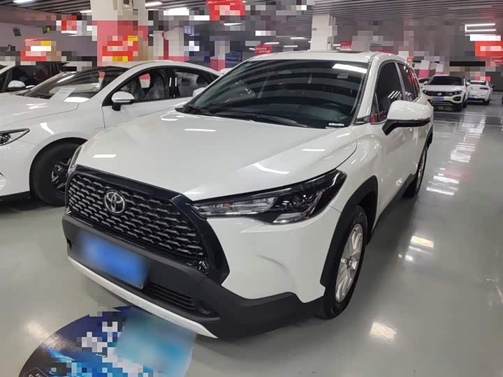 Фото 2 - Toyota Corolla Cross