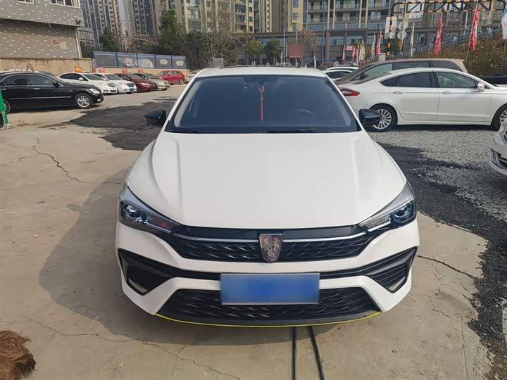 Фото 3 - Roewe i5