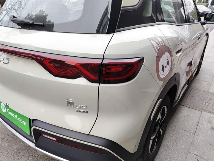 Фото 8 - BYD Yuan Up