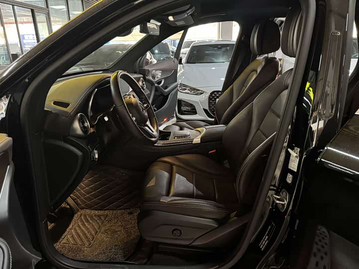 Фото 6 - Mercedes-Benz GLC-Class