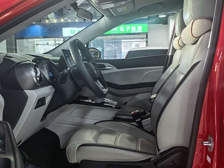 Фото 5 - BYD Yuan Pro