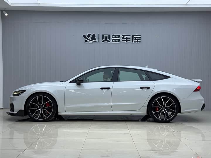 Фото 3 - Audi A7