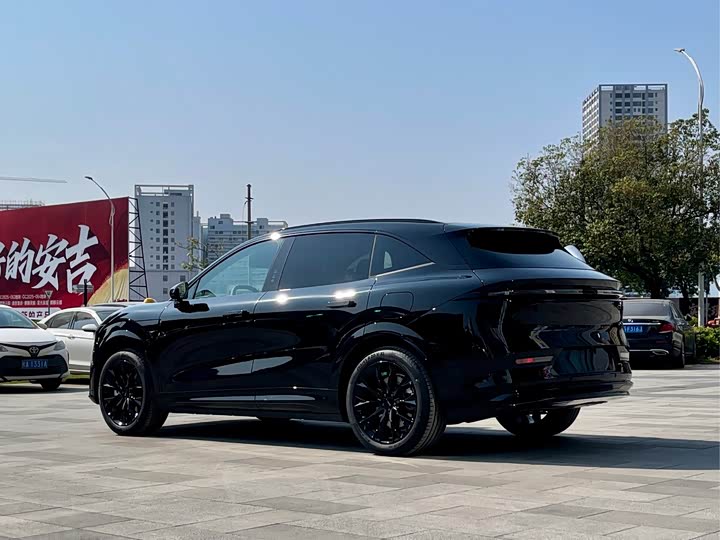 Фото 5 - Zeekr 7X