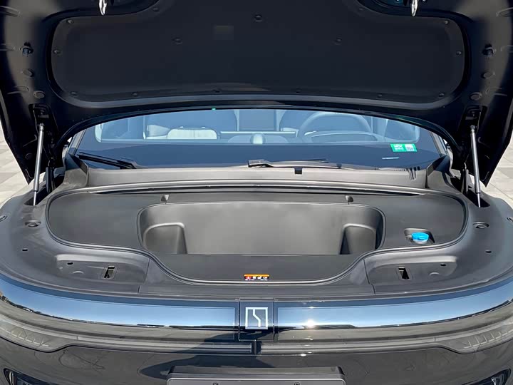 Фото 8 - Zeekr 7X