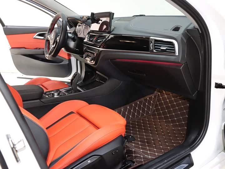 Фото 7 - BMW 1 Series