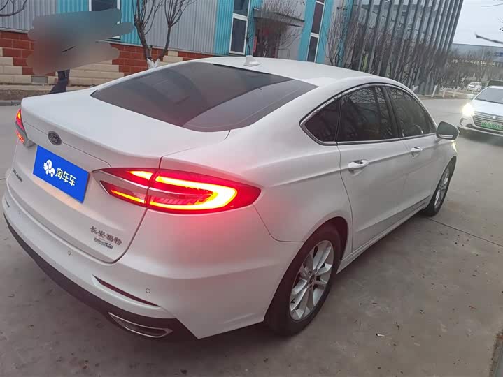 Фото 3 - Ford Mondeo