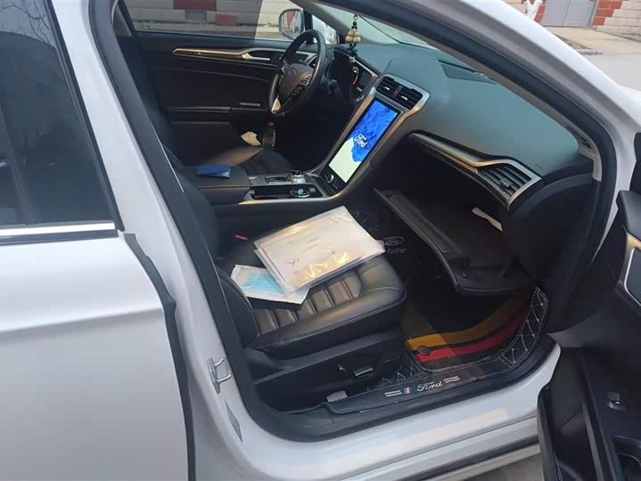 Фото 8 - Ford Mondeo