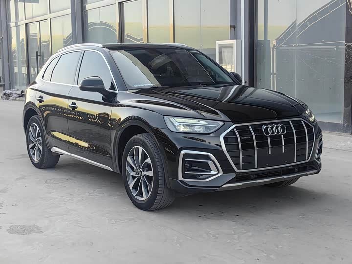 Фото 3 - Audi Q5L