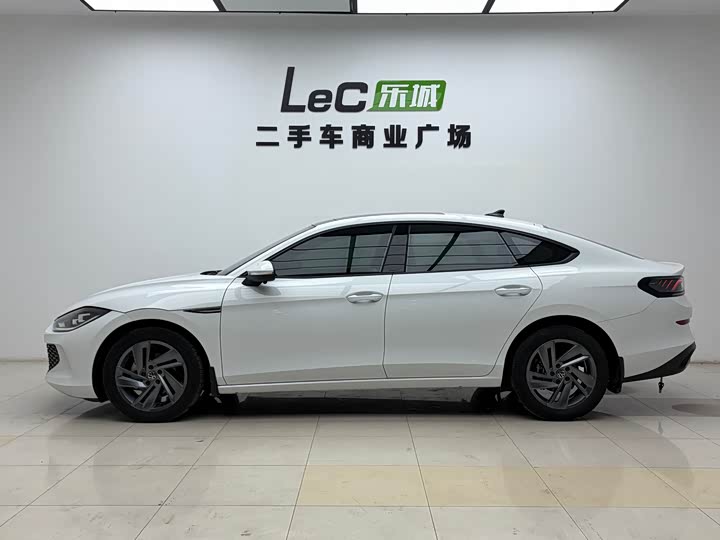 Фото 4 - Volkswagen Lamando L