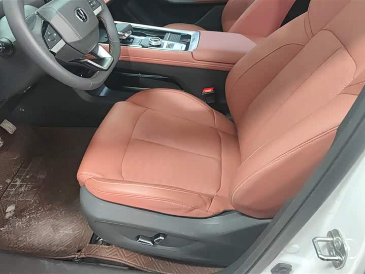 Фото 9 - Changan CS55 Plus