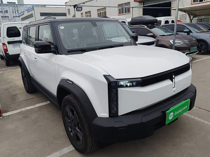 Фото 4 - Chery iCar 03