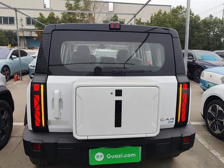 Фото 6 - Chery iCar 03