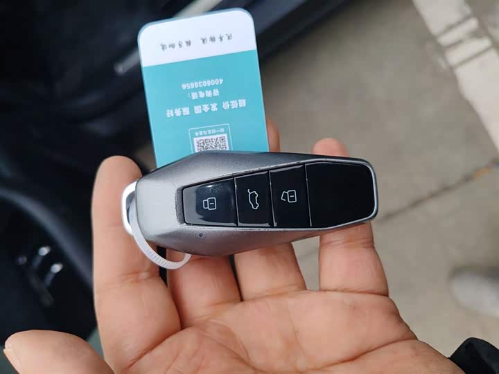 Фото 9 - Chery iCar 03