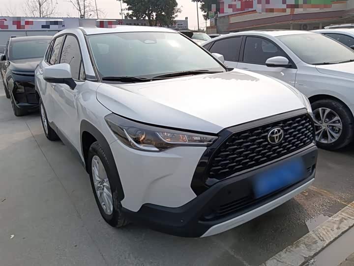 Фото 4 - Toyota Corolla Cross