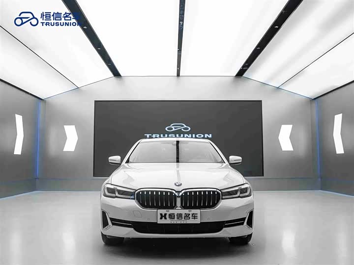 Фото 3 - BMW 5 Series