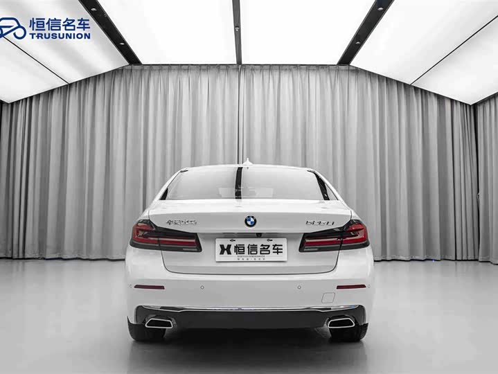 Фото 6 - BMW 5 Series