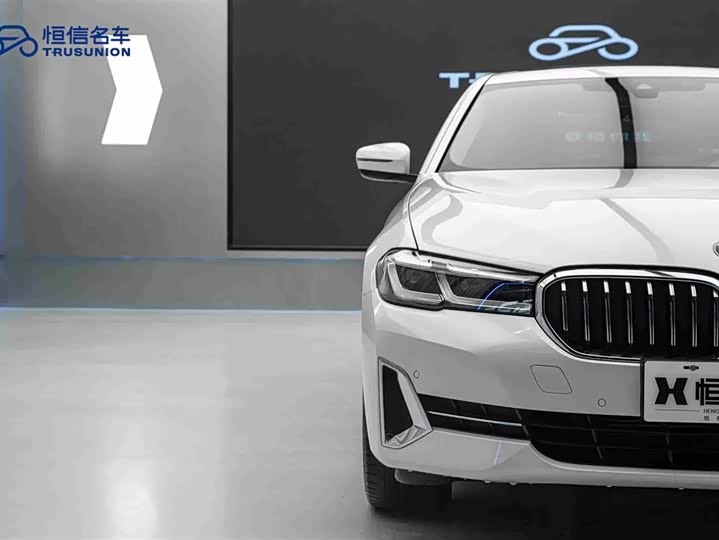 Фото 8 - BMW 5 Series