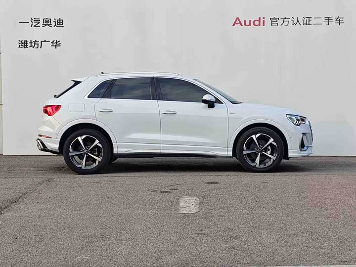 Фото 5 - Audi Q3