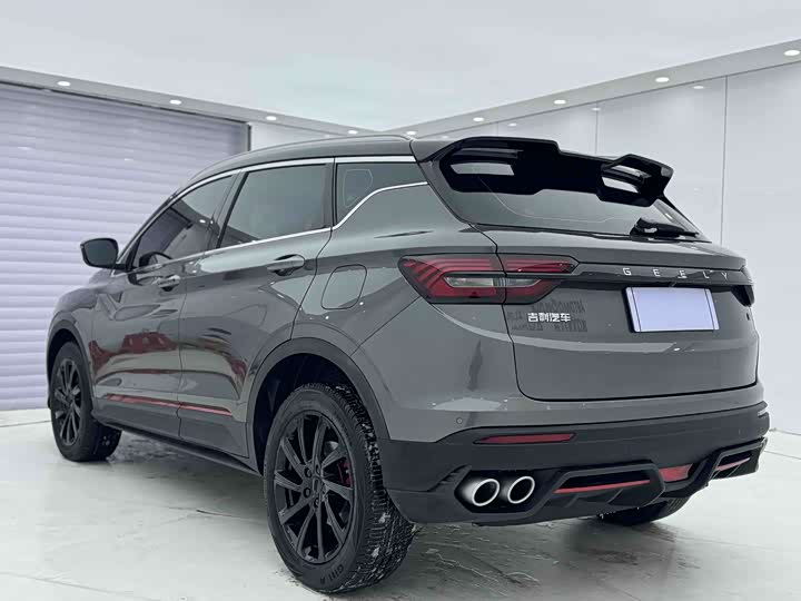 Фото 9 - Geely Coolray