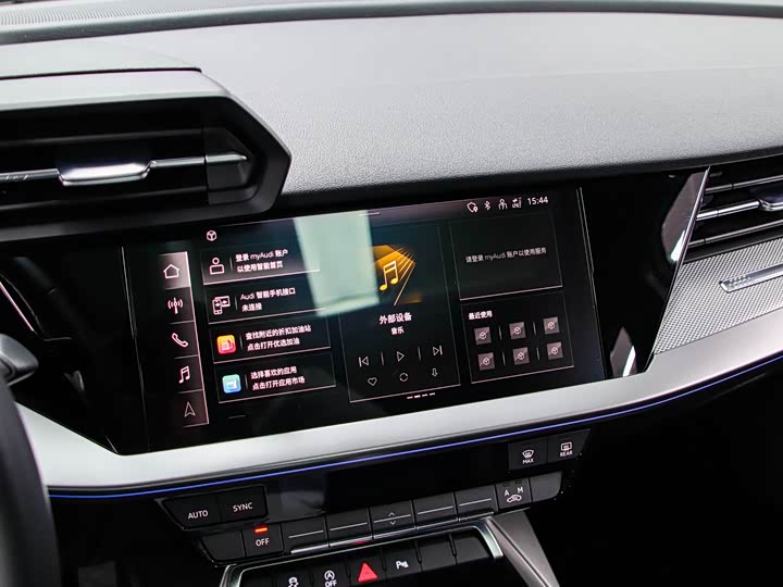 Фото 8 - Audi A3