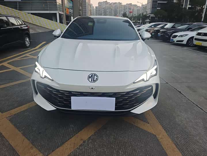 Фото 2 - MG Motor 7