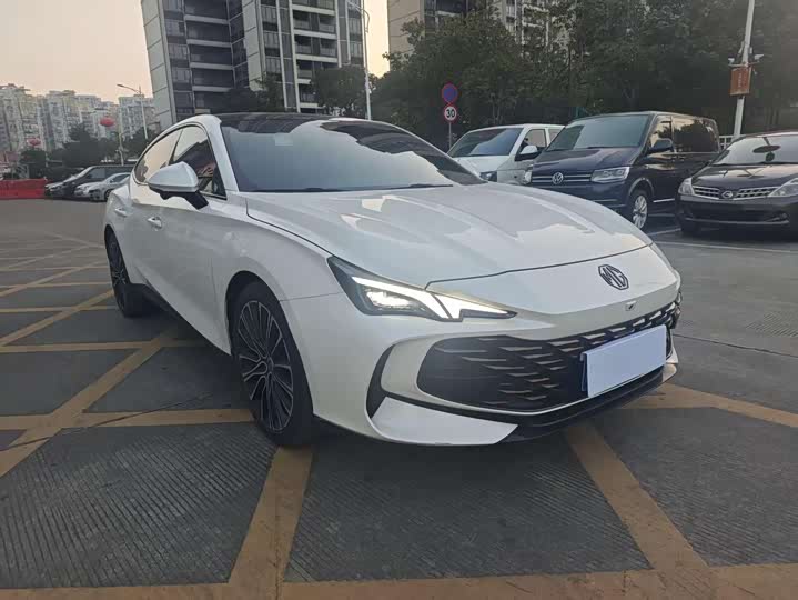 Фото 3 - MG Motor 7