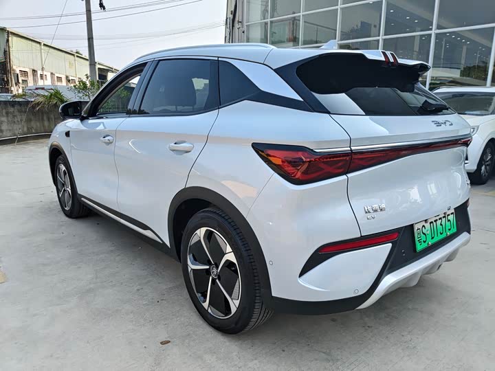 Фото 6 - BYD Yuan Plus