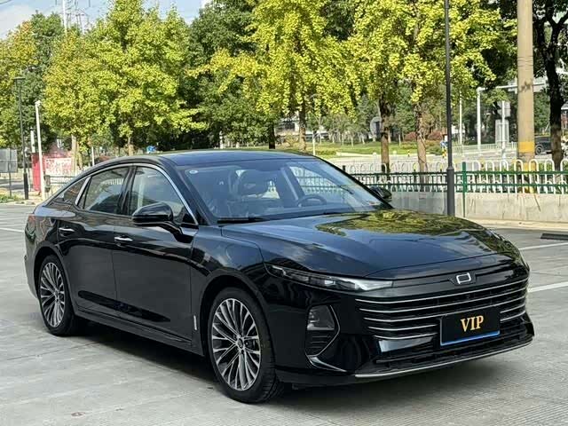 Фото 2 - Bestune B70