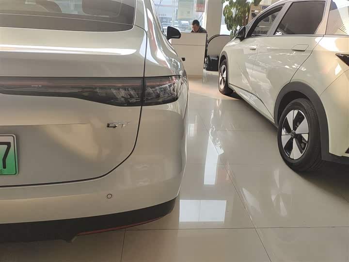 Фото 8 - GAC Aion RT