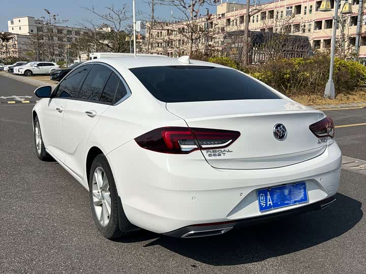 Фото 5 - Buick Regal