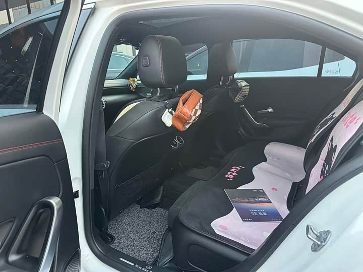 Фото 4 - Mercedes-Benz A-Class