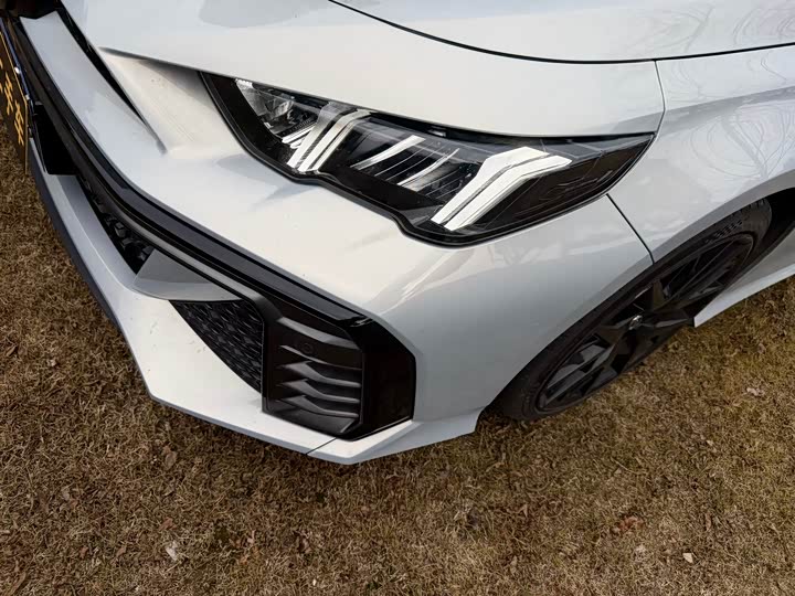 Фото 4 - GAC Trumpchi Empow R