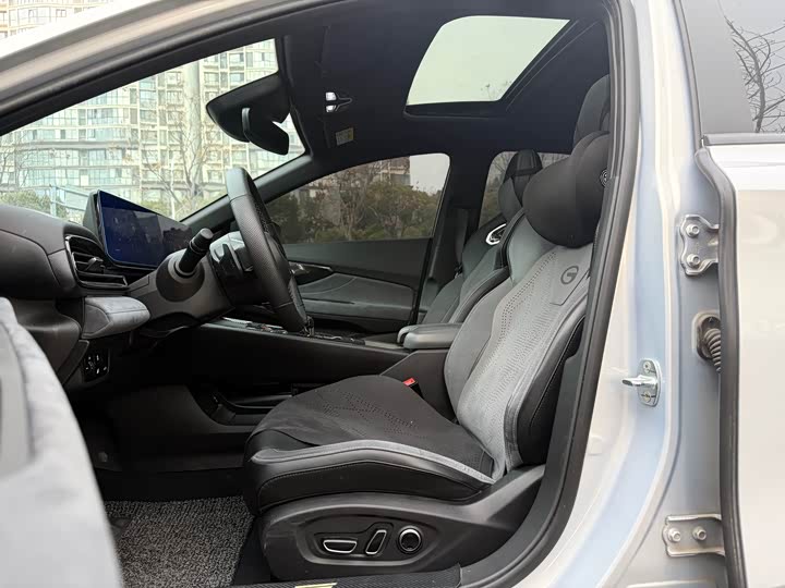 Фото 8 - GAC Trumpchi Empow R