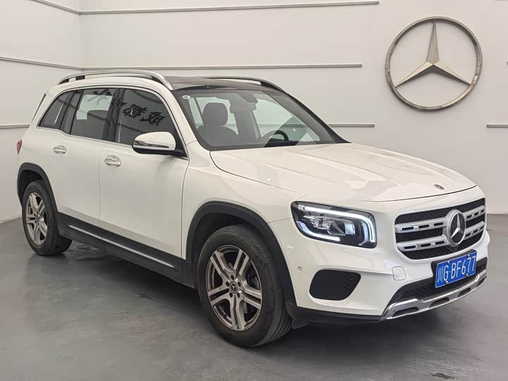 Фото 4 - Mercedes-Benz GLB-Class