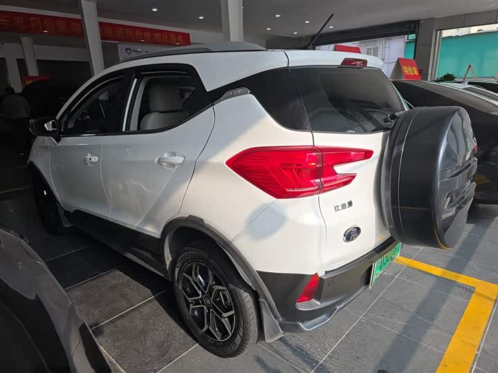 Фото 5 - BYD Yuan Pro