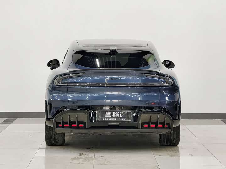 Фото 5 - Xiaomi YU7