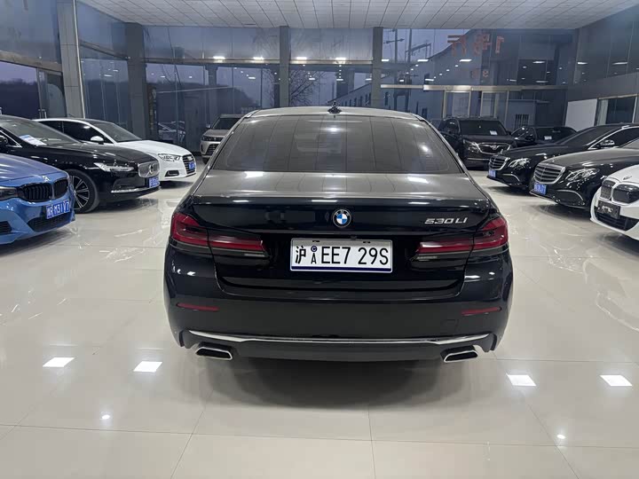 Фото 8 - BMW 5 Series