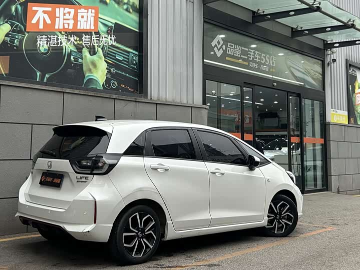 Фото 4 - Honda Life