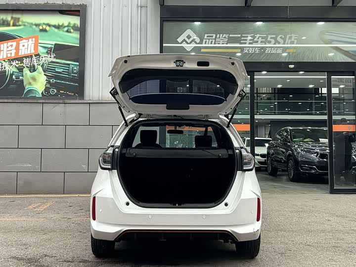 Фото 8 - Honda Life