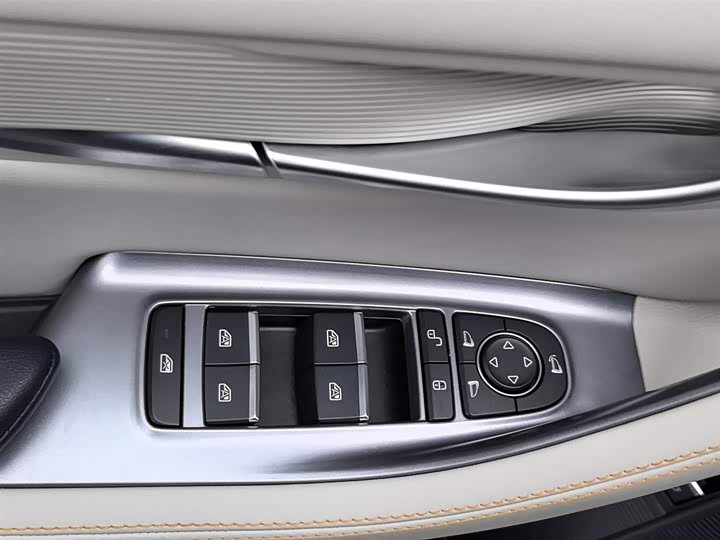 Фото 9 - BYD Song Plus Hybrid/EV